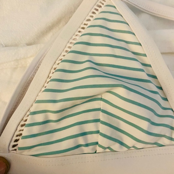 Rhythm Triangle Bikini Top - Picture 2 of 9